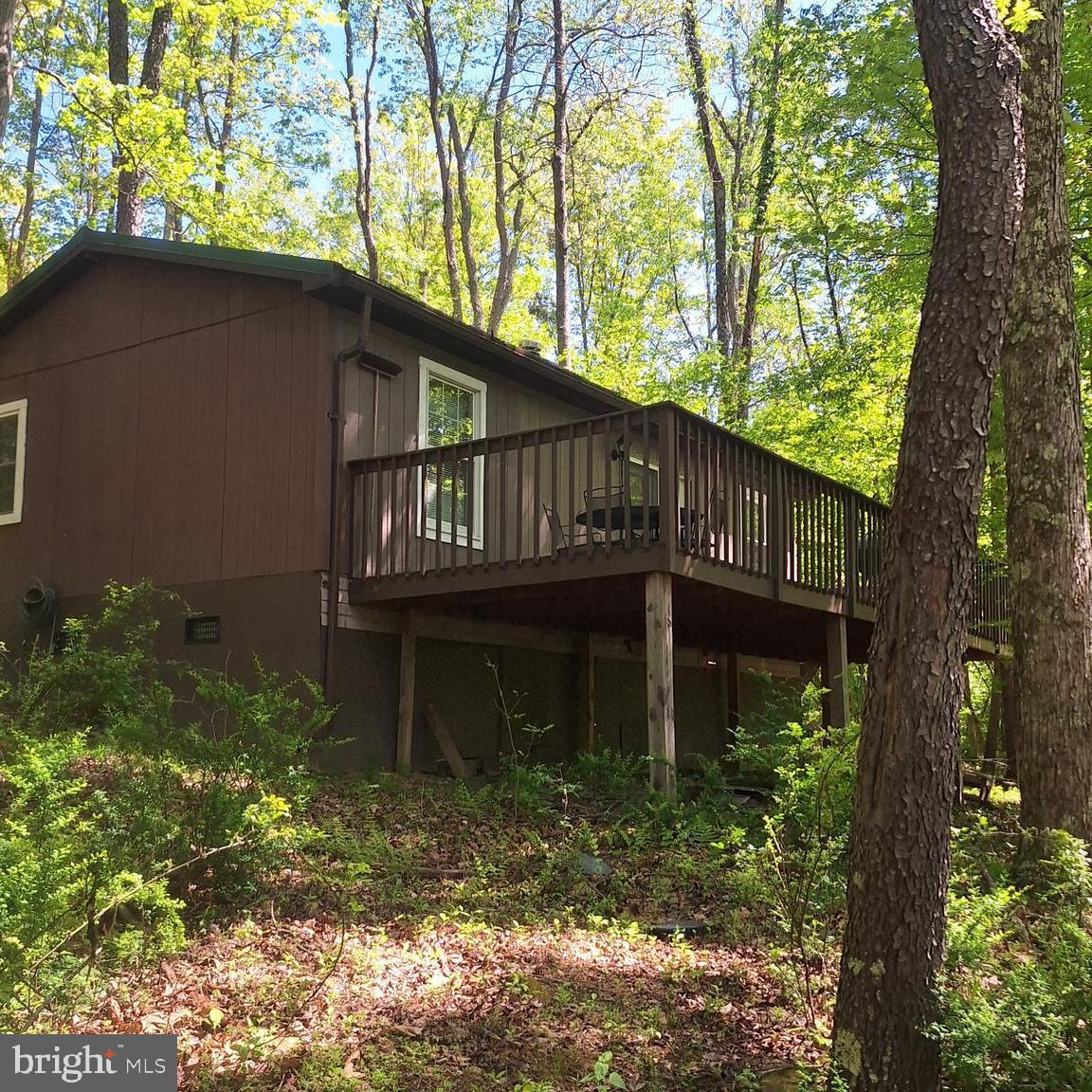 217 Meadow View Dr Property Photo 2