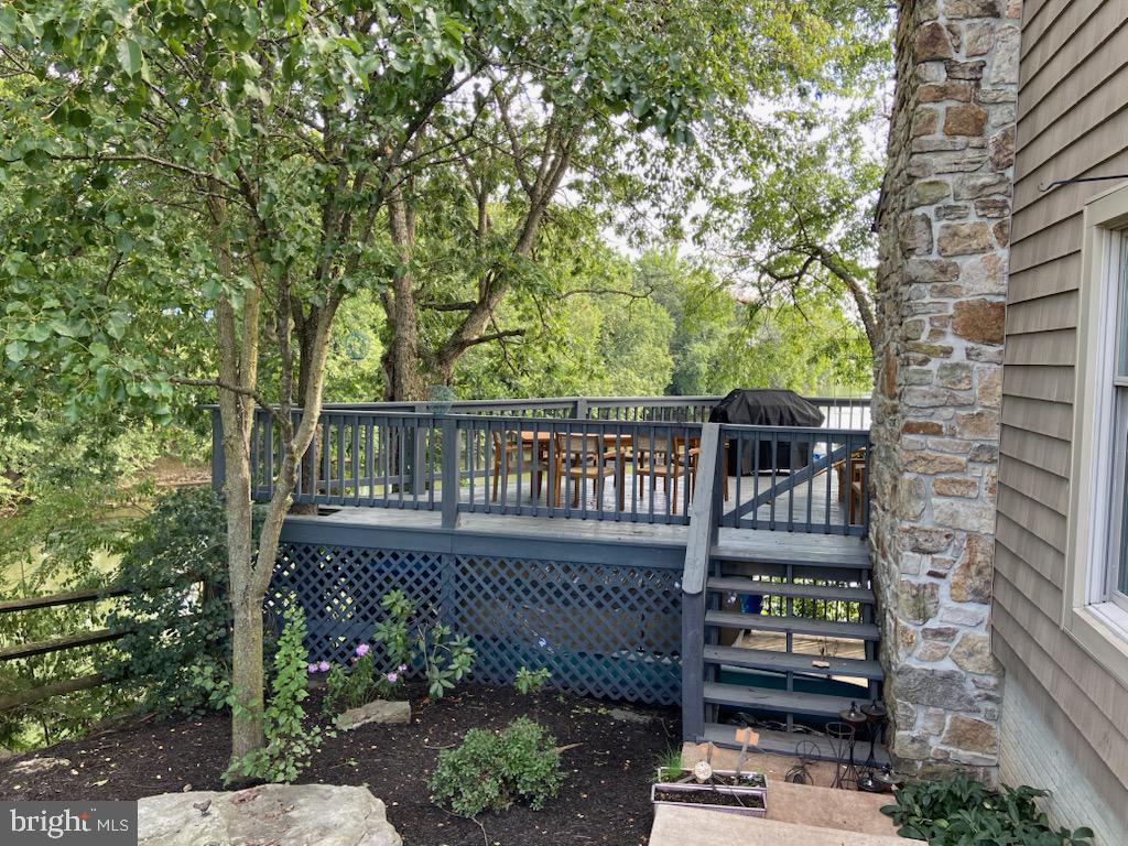 271 Ogden Farm Rd Property Photo 17