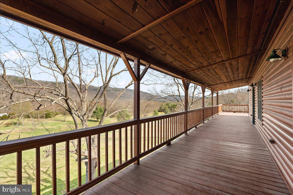 325 Coyote Run Rd Property Photo 31