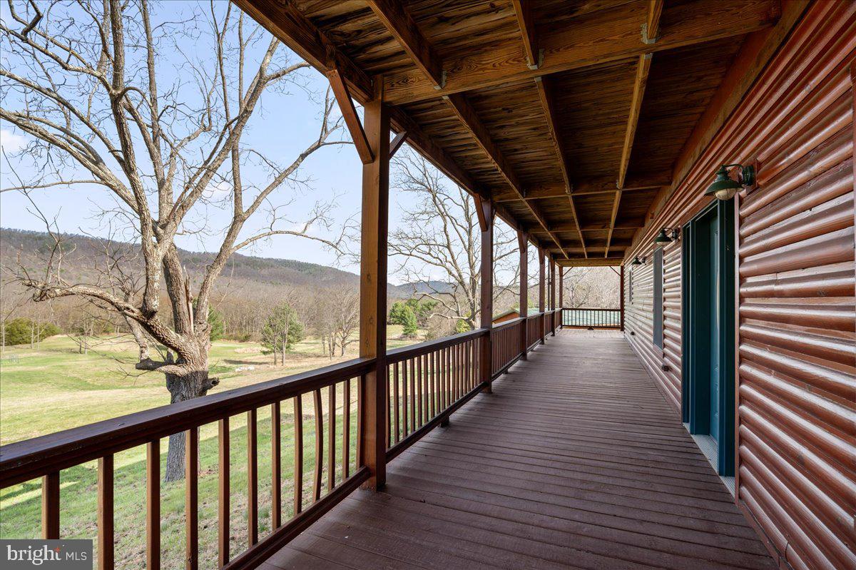 325 Coyote Run Rd Property Photo 36