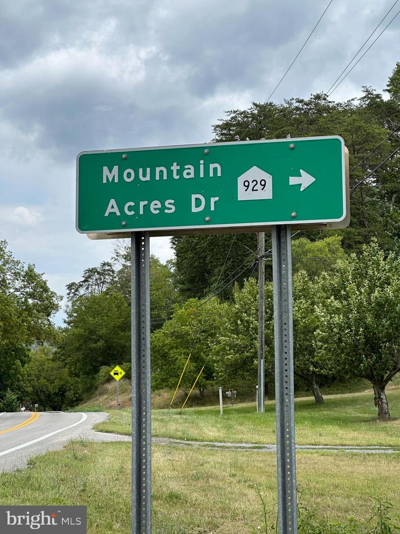6 Ac Mountain Acres Loop Property Photo 8