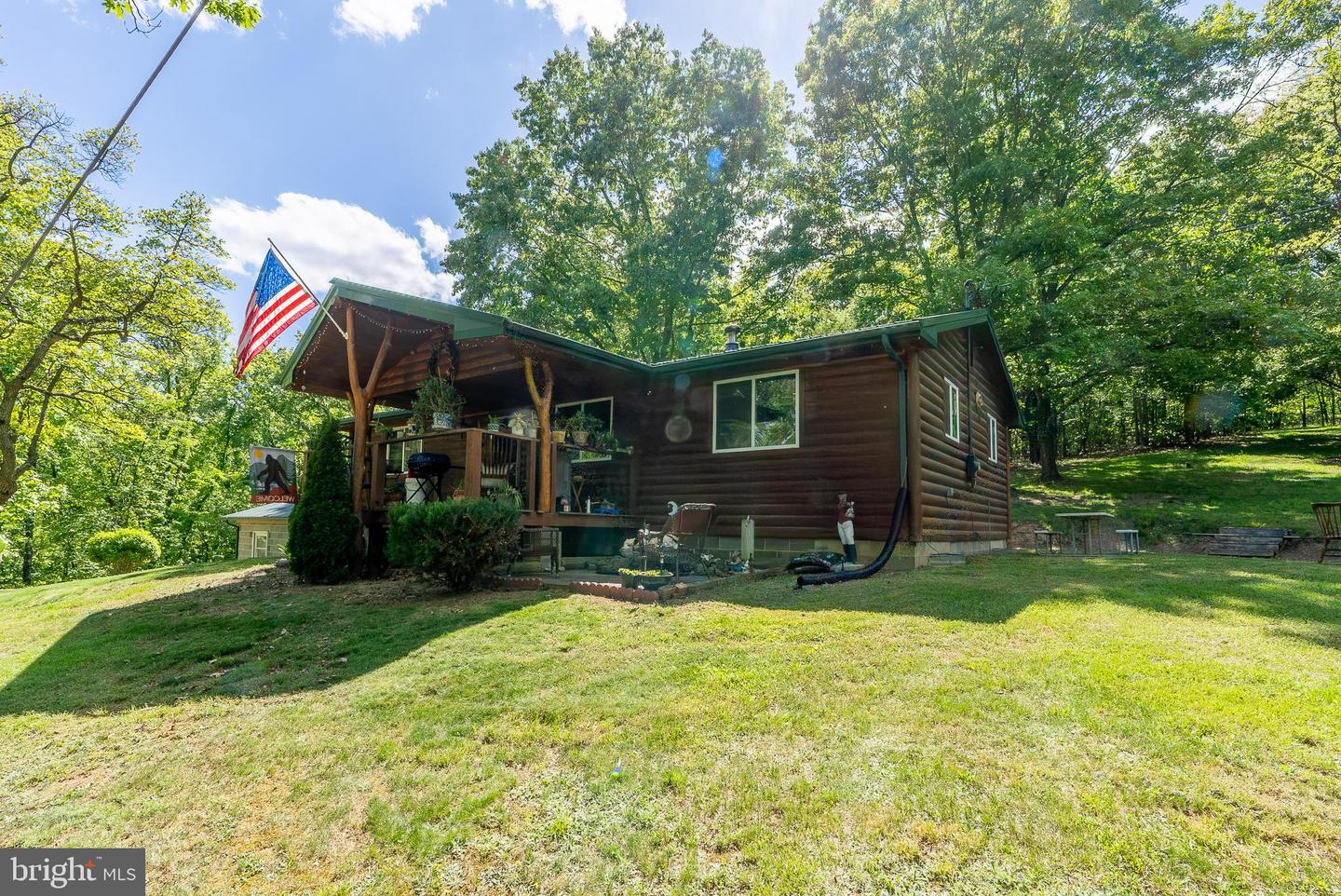2598 Mountain View Rd Property Photo 2