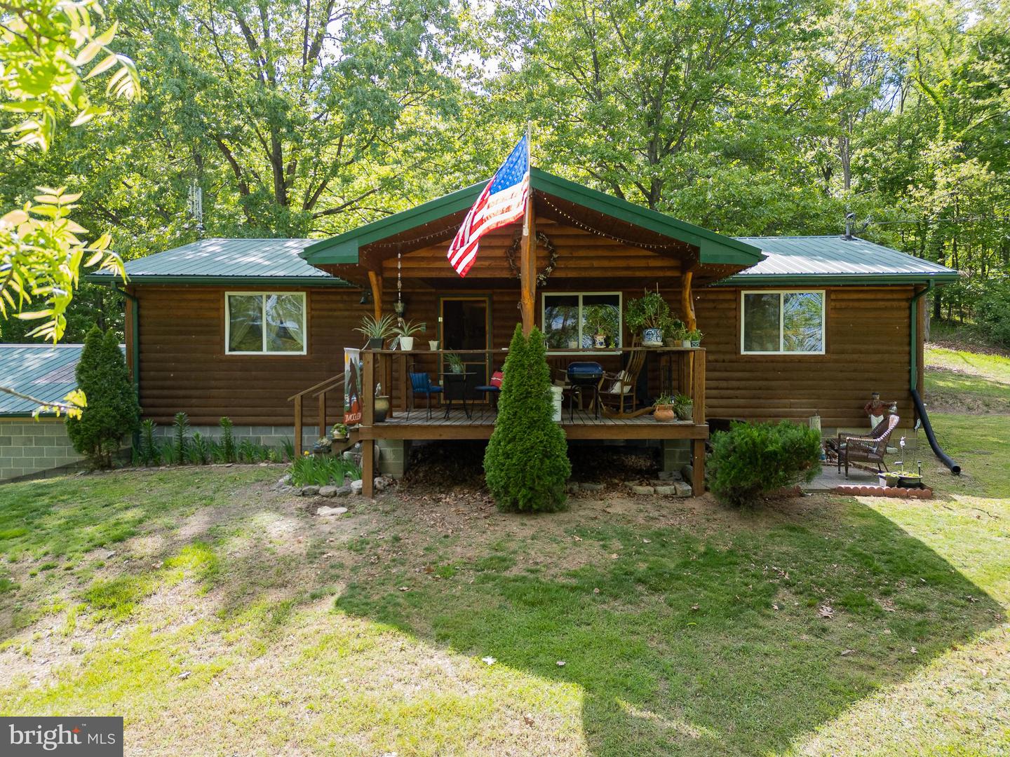 2598 Mountain View Rd Property Photo 3