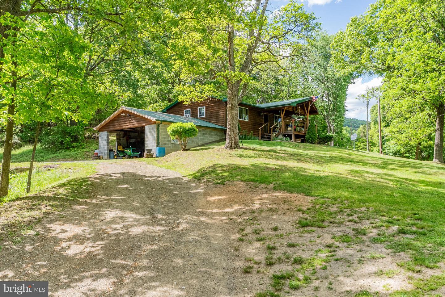 2598 Mountain View Rd Property Photo 4