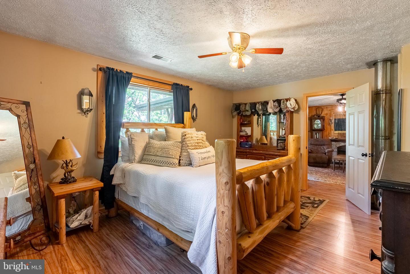 2598 Mountain View Rd Property Photo 32