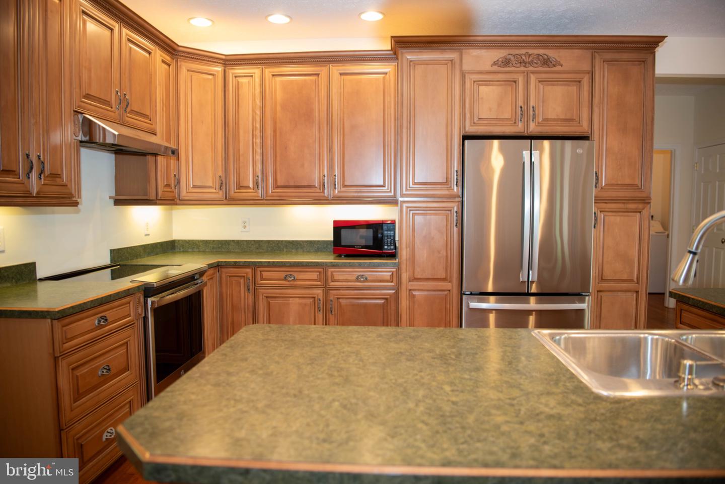 792 Forest Glen Dr Property Photo 33