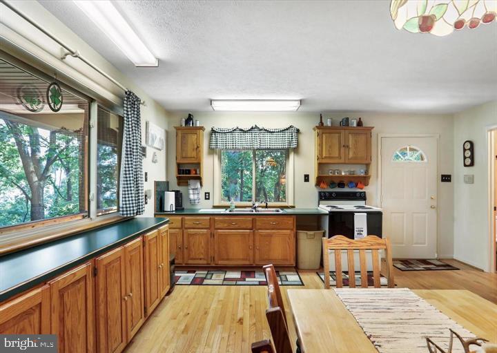 883 White Oak Crossing Rd Property Photo 10