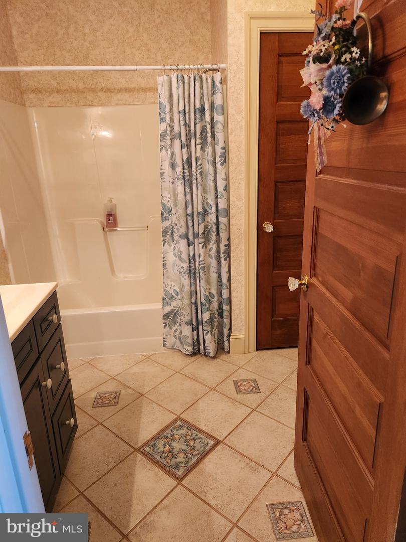 312 Tanager Drive Property Photo 37