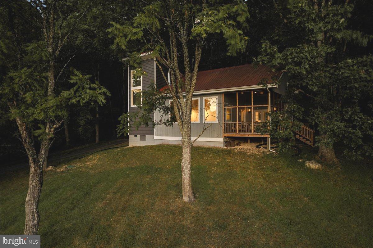 201 Meadow Ln Property Photo 5