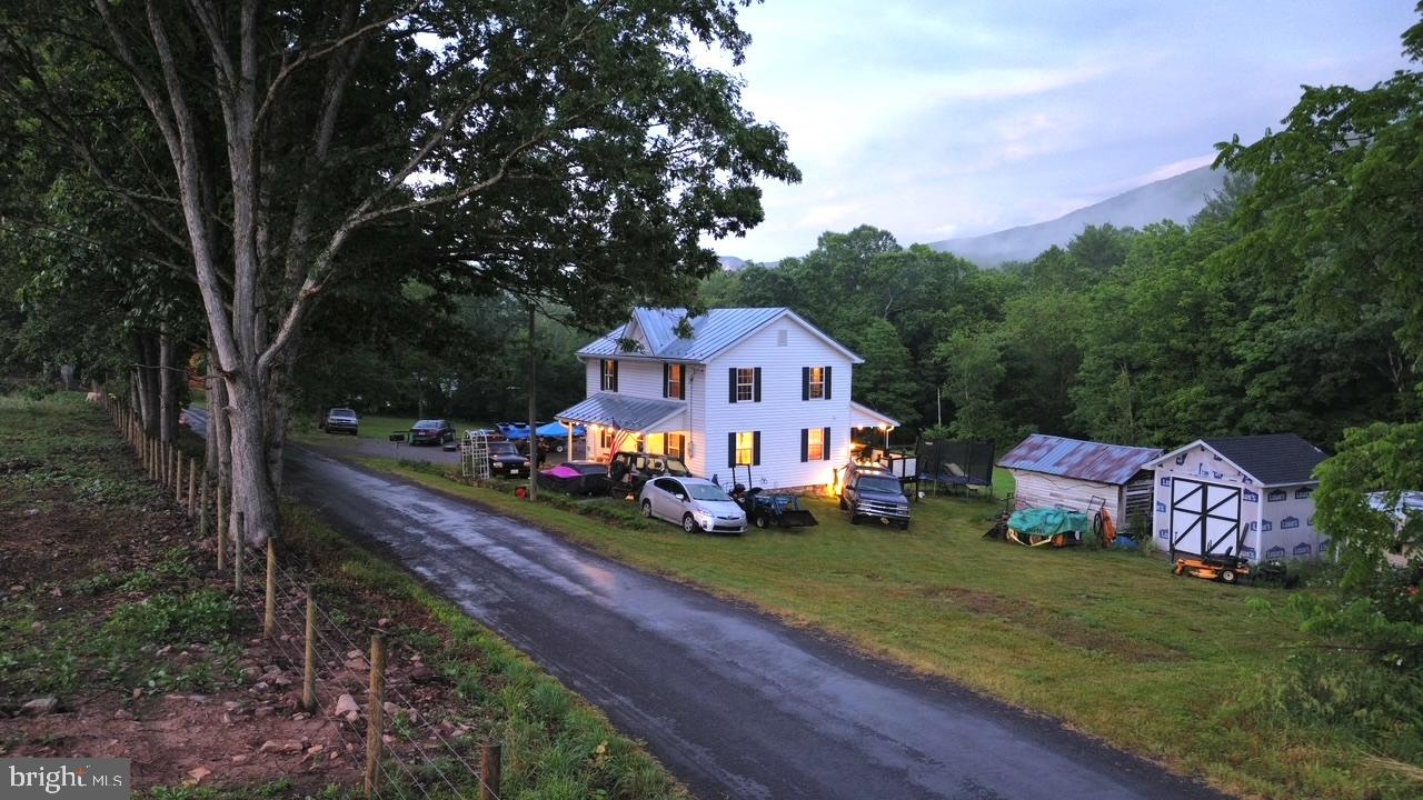 2600 Middle Cove Rd Property Photo 8