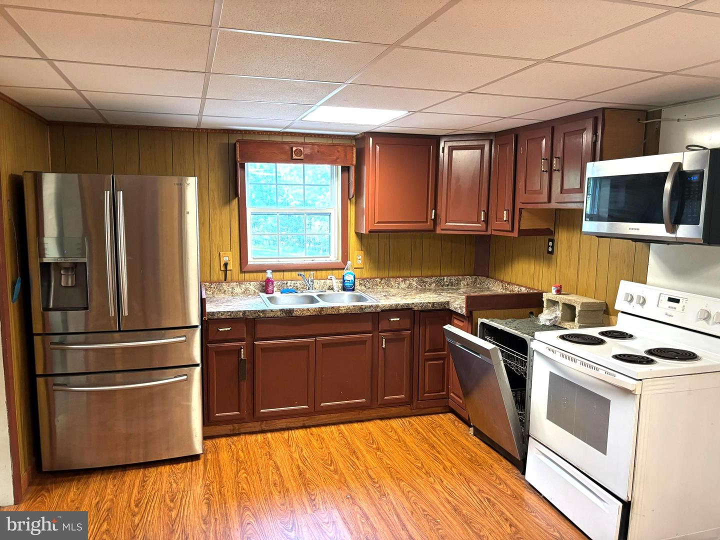 2600 Middle Cove Rd Property Photo 11