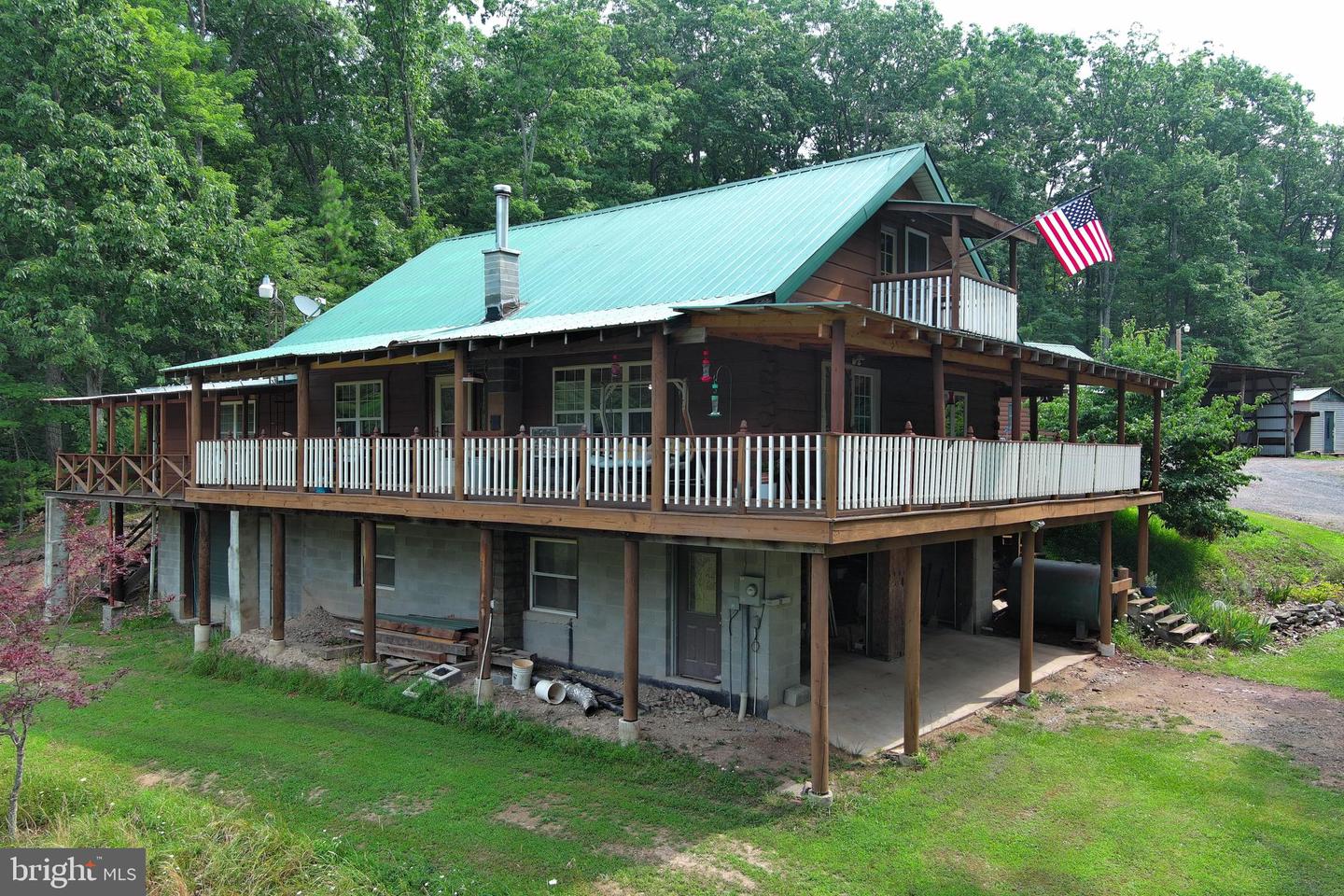 954 Rusty Ln Property Photo 7