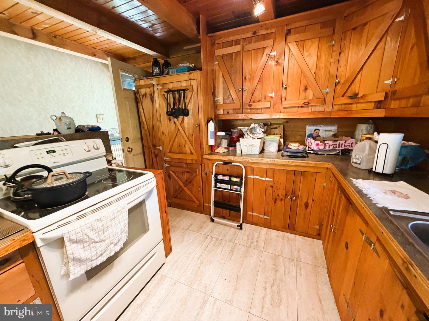 954 Rusty Ln Property Photo 18