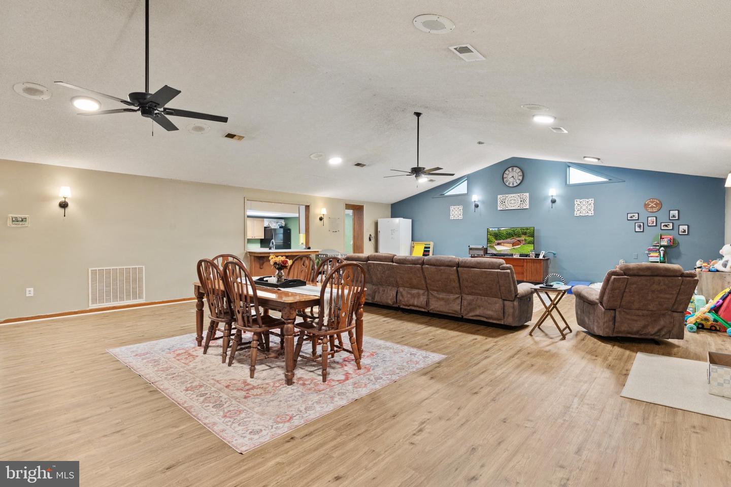 6980 State Road 55 Property Photo 18