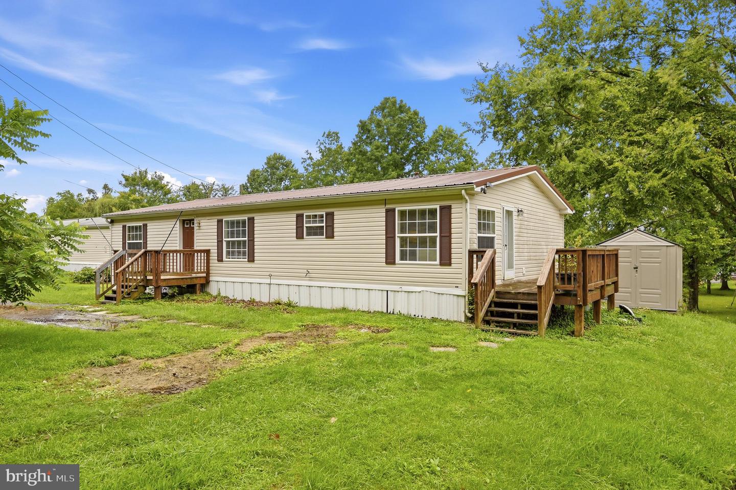 659 N Mountain Rd Property Photo 1