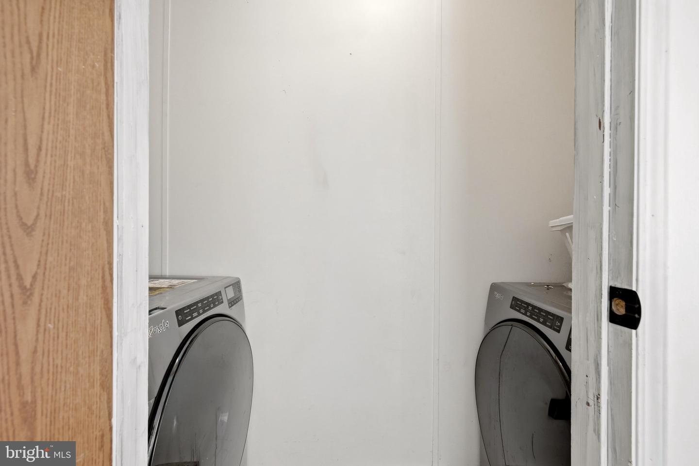 659 N Mountain Rd Property Photo 13