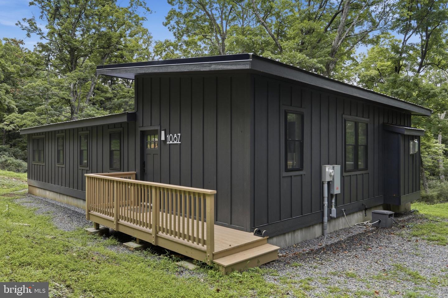 1087 Timberline Dr Property Photo 37