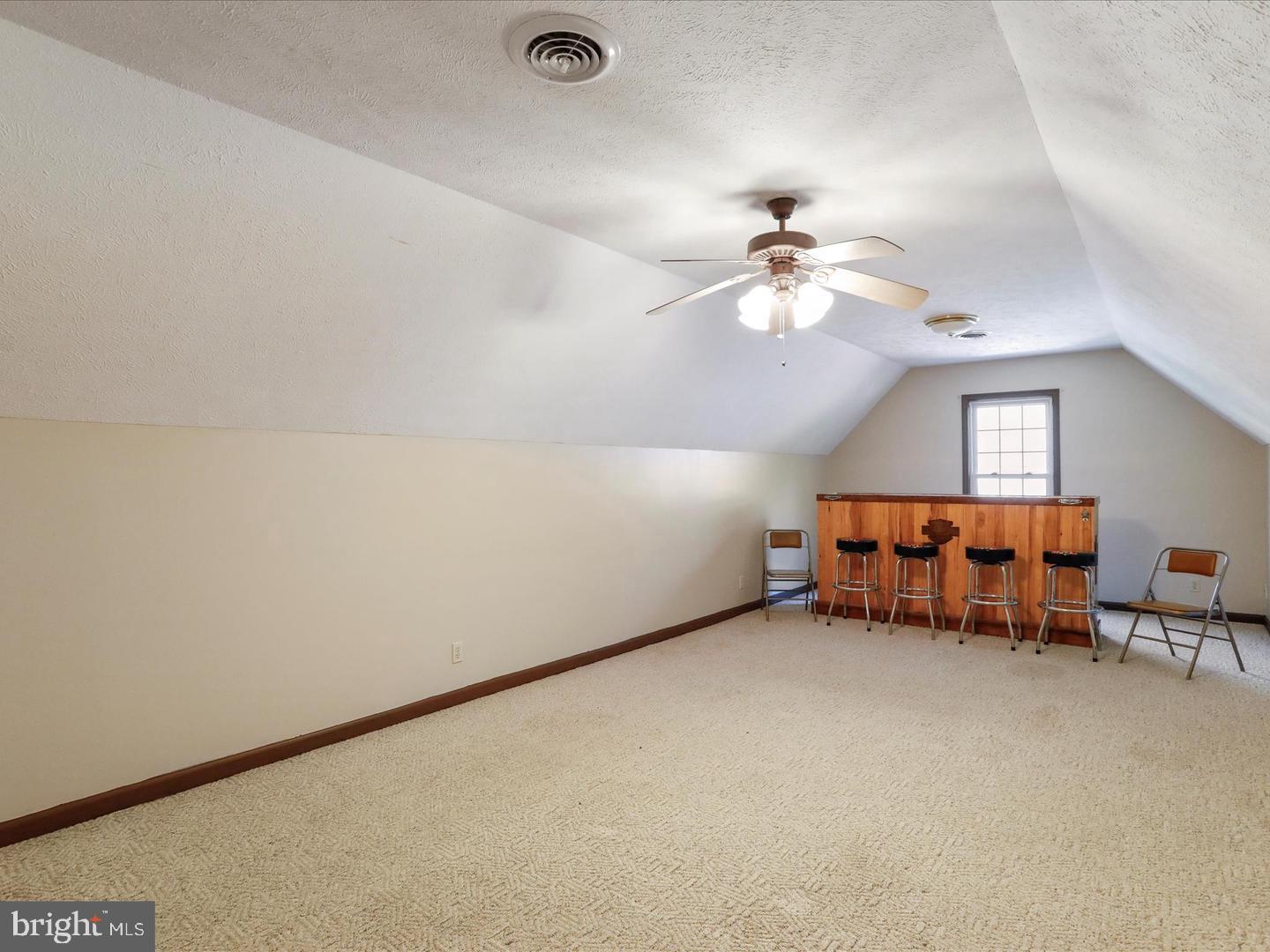 714 Forest Glen Dr Property Photo 40