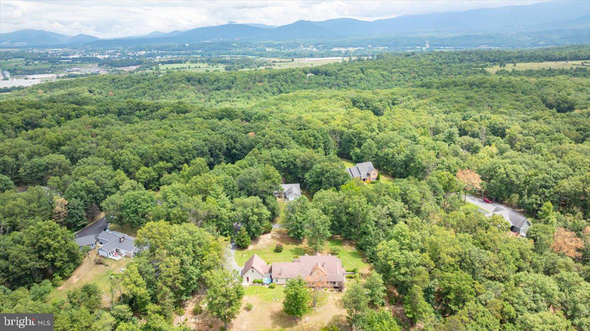714 Forest Glen Dr Property Photo 74