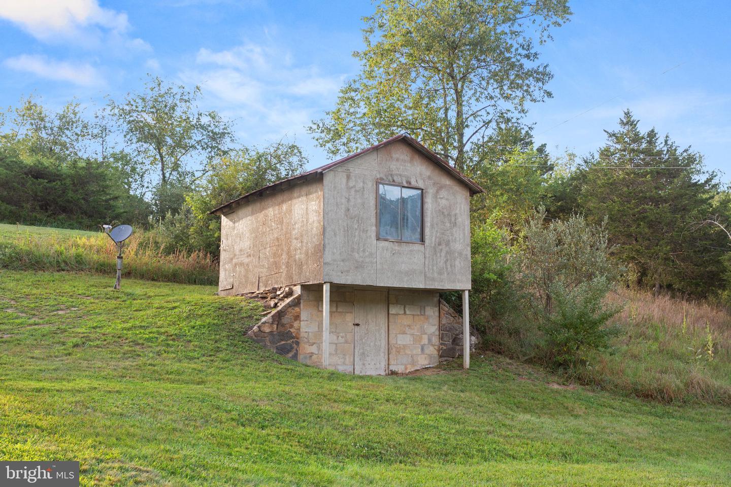 17514 State Road 259 Property Photo 21