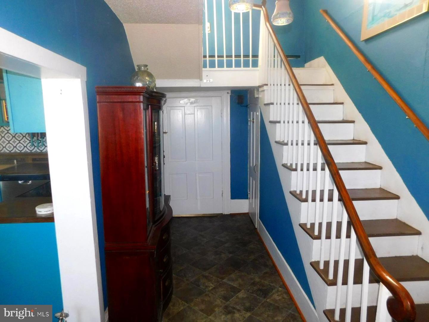 105 E Main St Property Photo 14