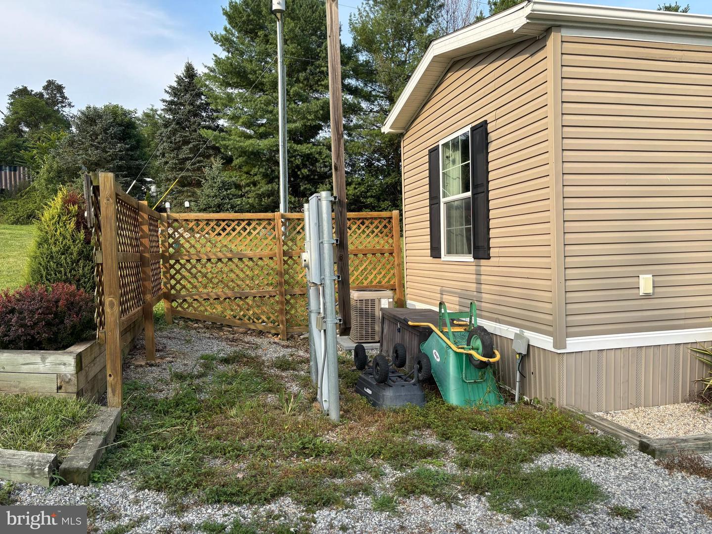 15 See Ln Property Photo 20