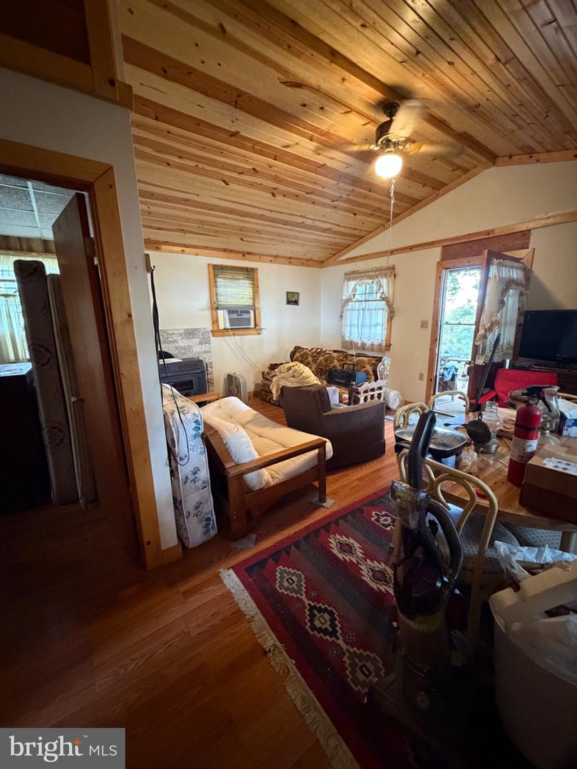 564 Highland Springs Rd Property Photo 27