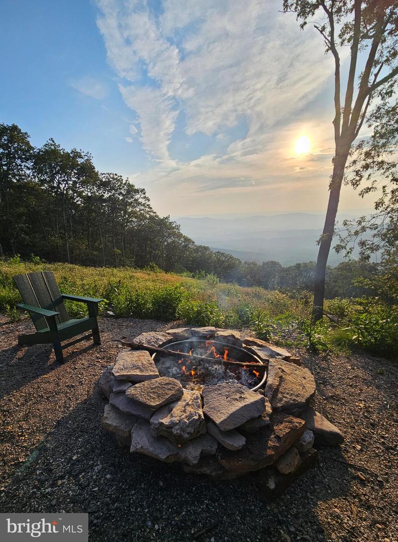 5496 S Branch Mountain Rd Property Photo 10