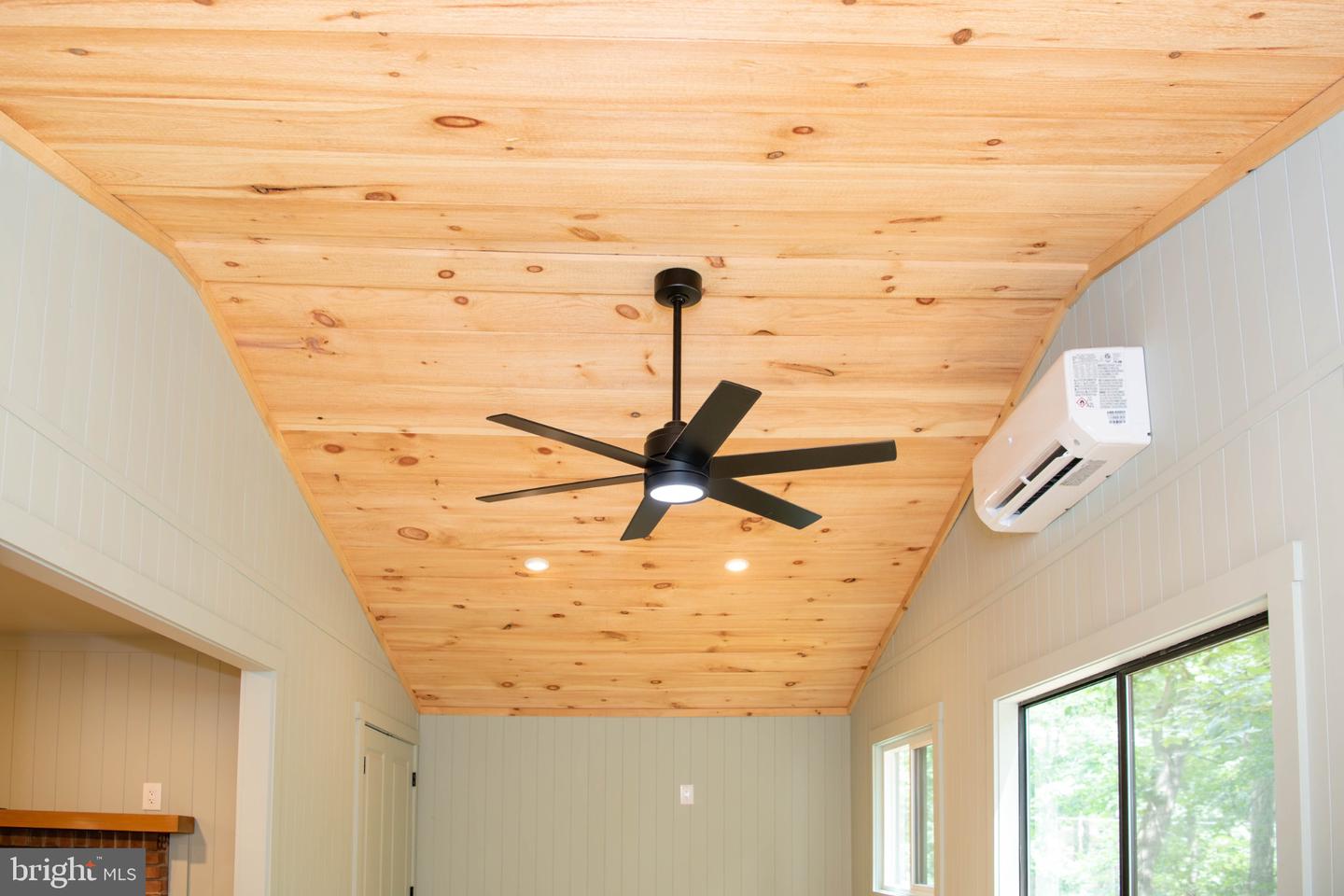 689 Snyders Ridge Rd Property Photo 28