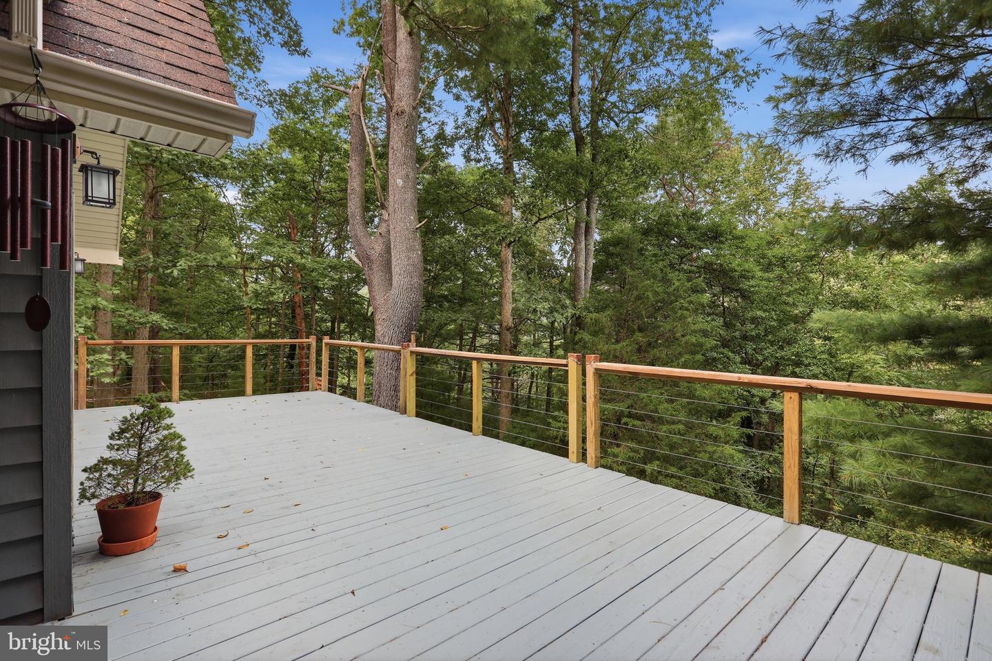 590 Whispering Pines Way Property Photo 37