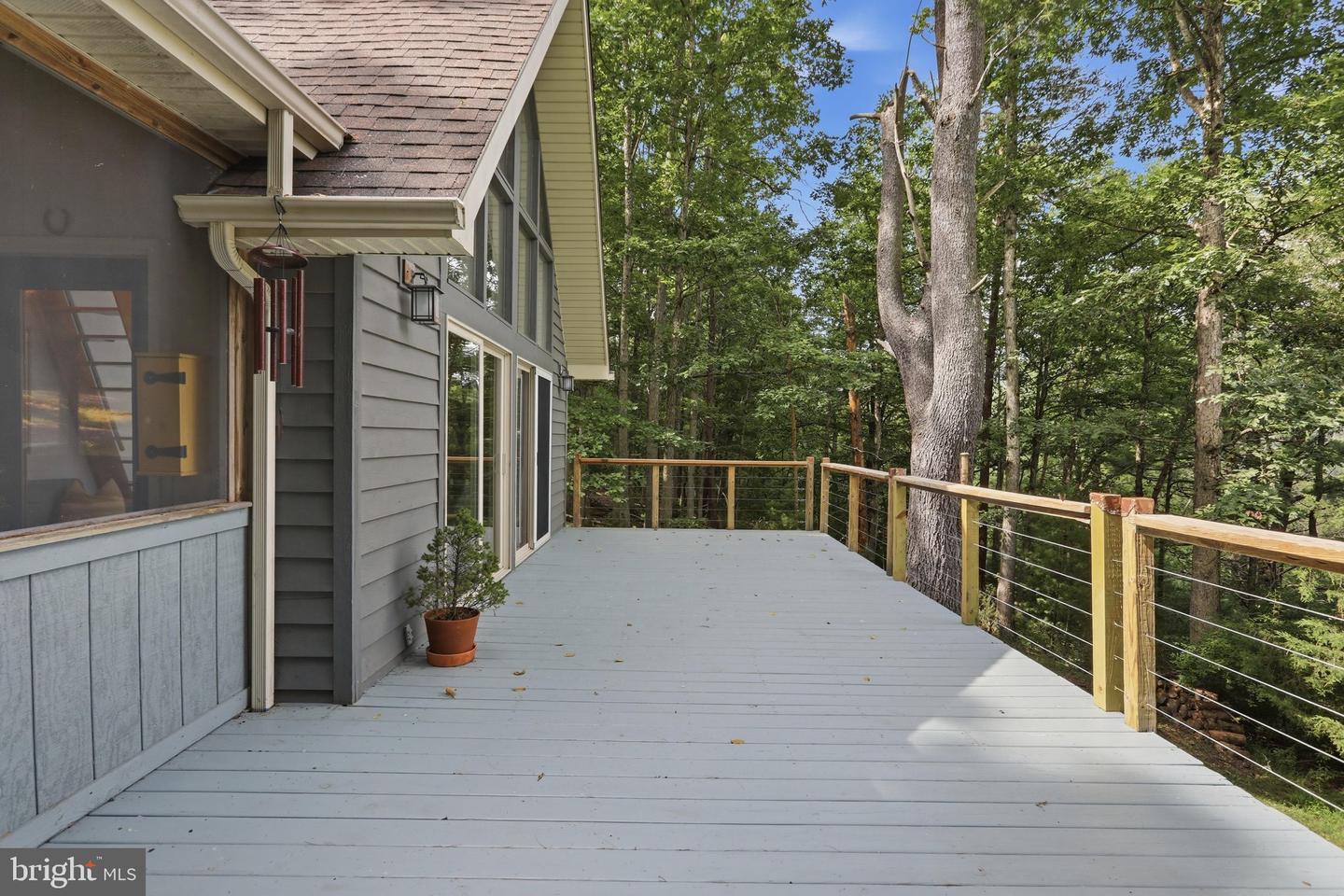 590 Whispering Pines Way Property Photo 38