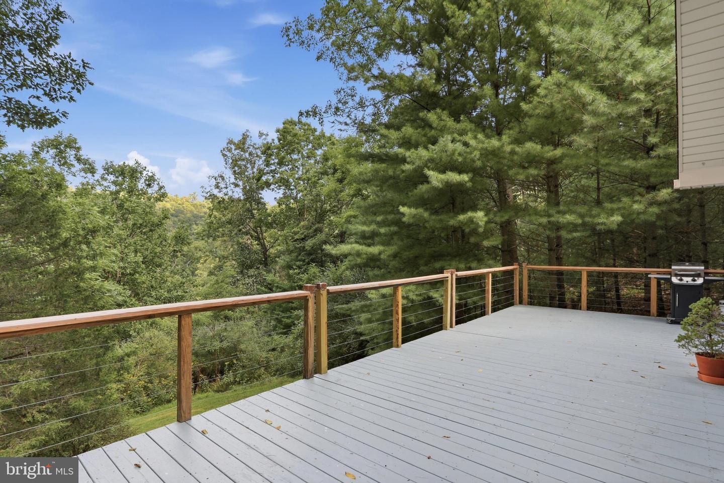 590 Whispering Pines Way Property Photo 40