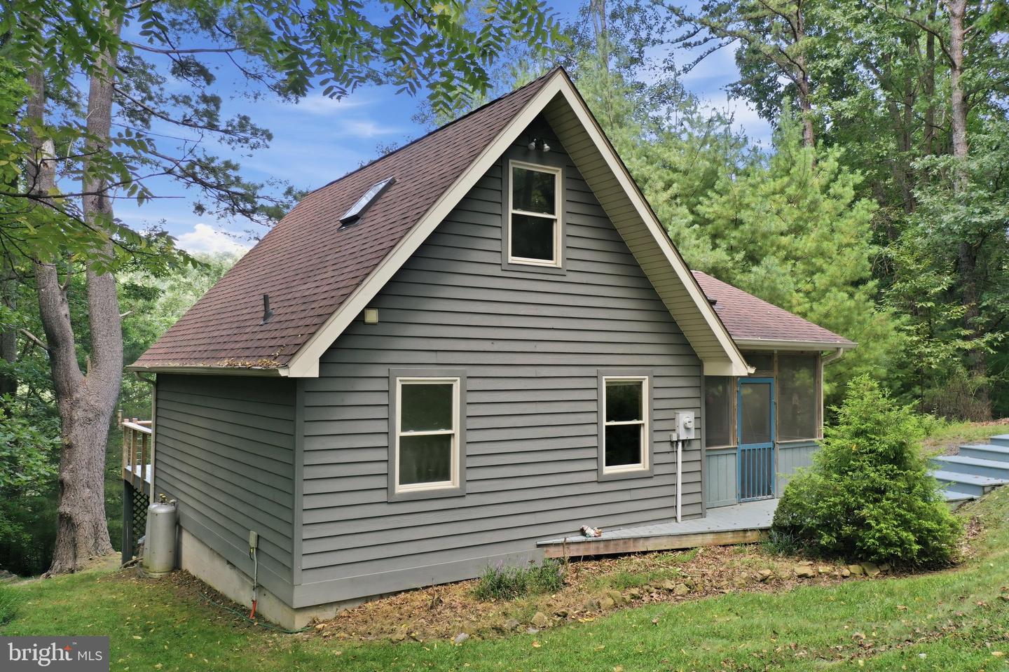 590 Whispering Pines Way Property Photo 45
