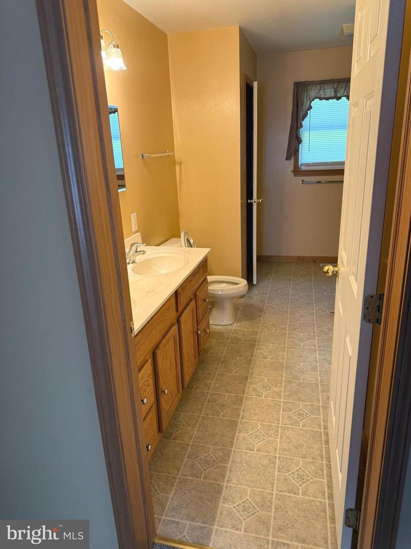 64 Orchard Ln Property Photo 20