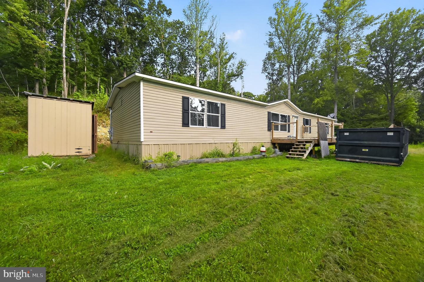 123 Johnny St Property Photo 1