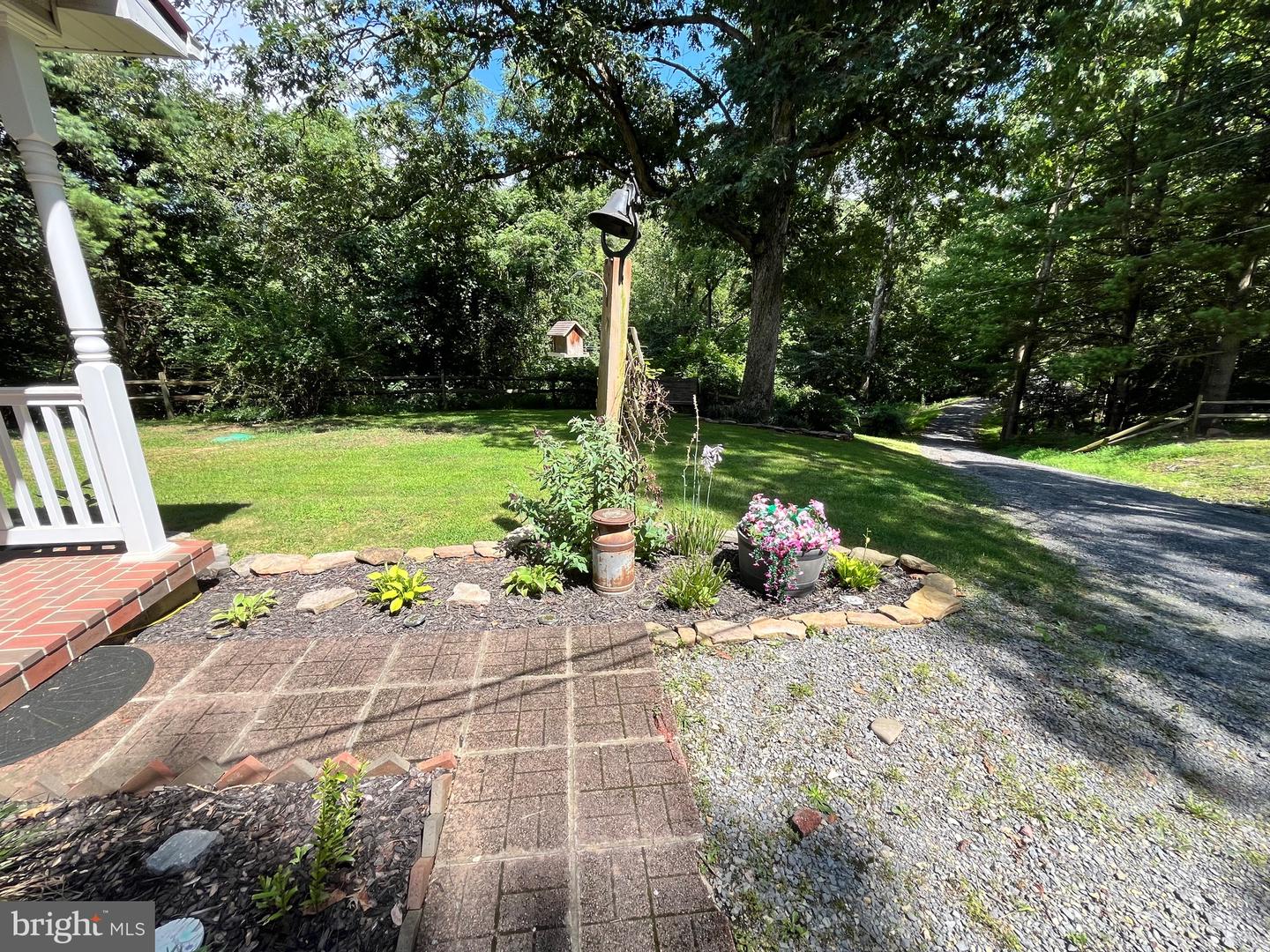 38 Oak Hill Rd Property Photo 11