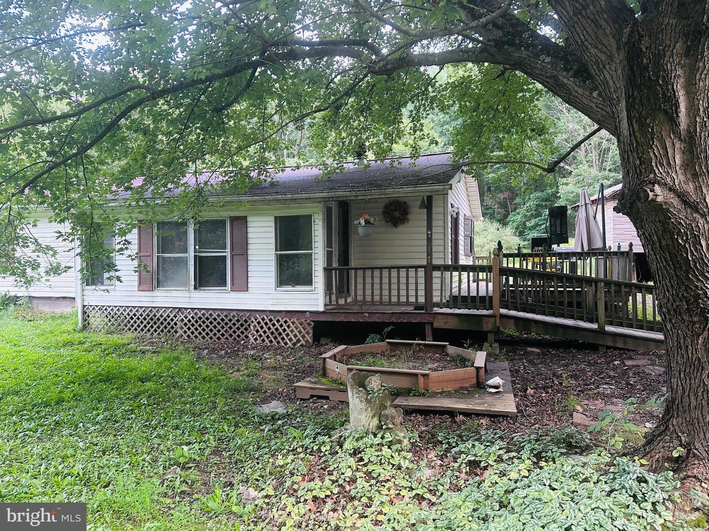 847 Mongold Rd Property Photo 1