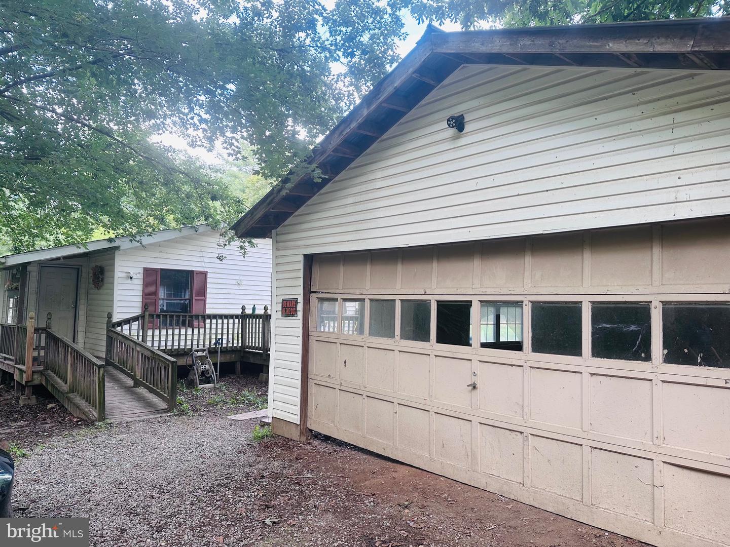 847 Mongold Rd Property Photo 3