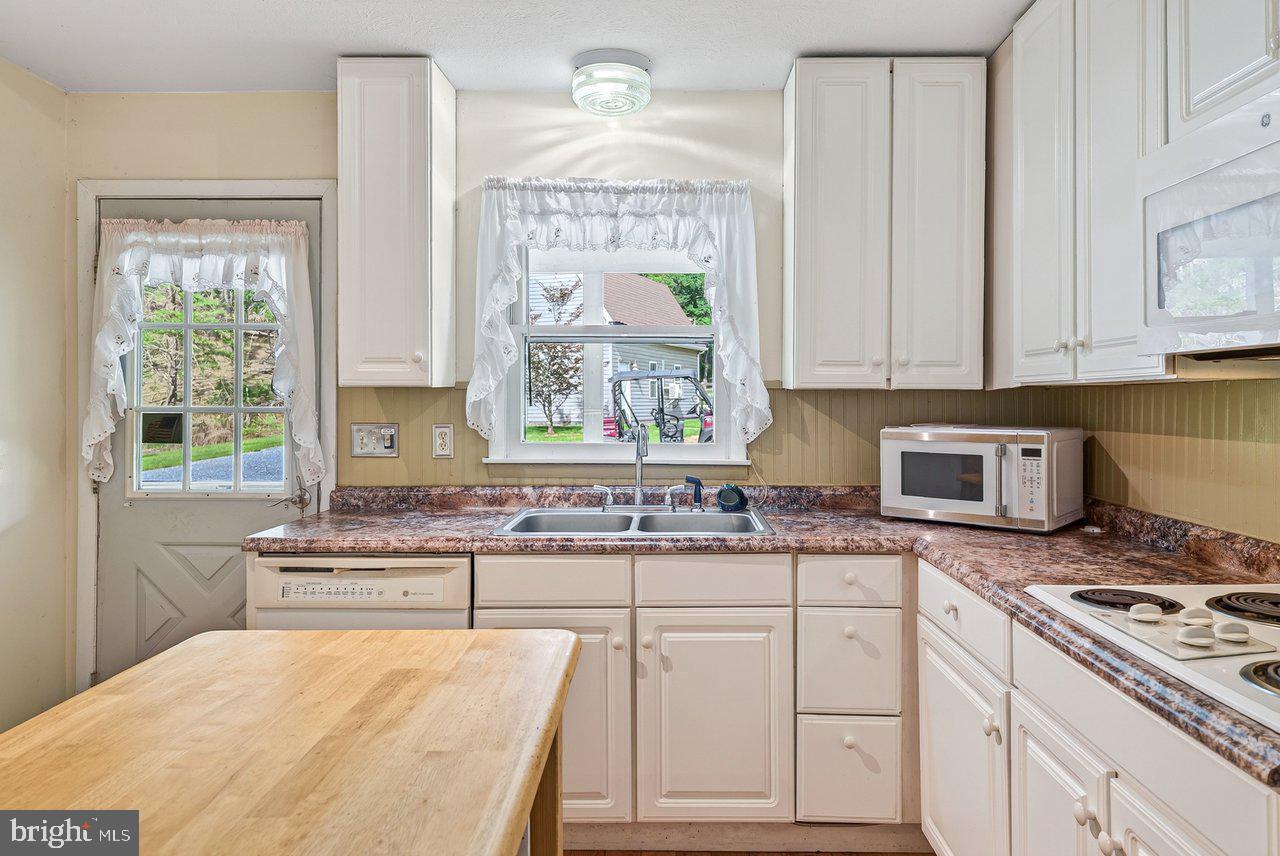 801 Moyers Ln Property Photo 11