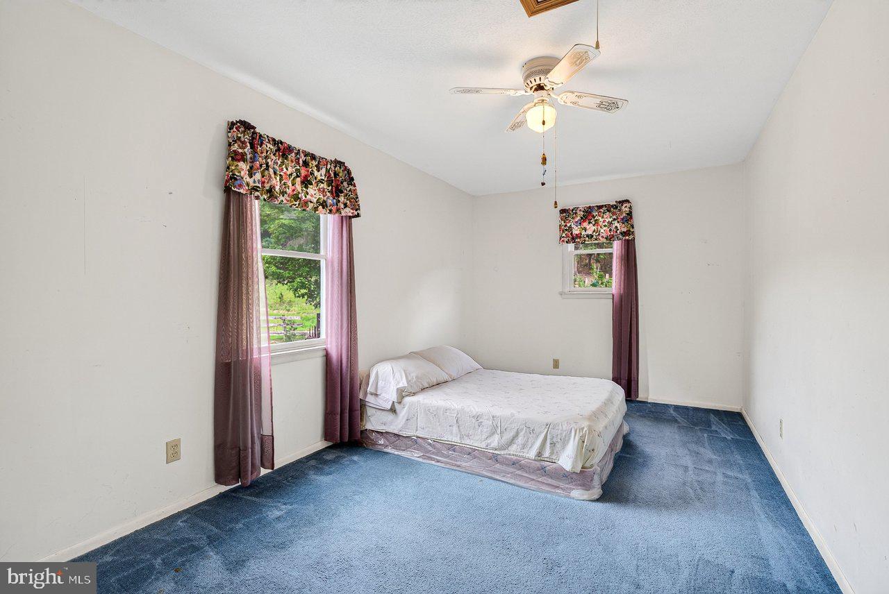801 Moyers Ln Property Photo 35