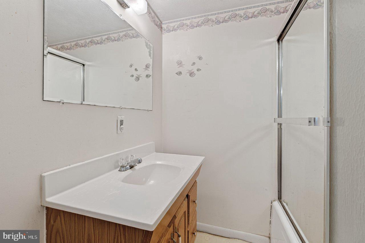 801 Moyers Ln Property Photo 45