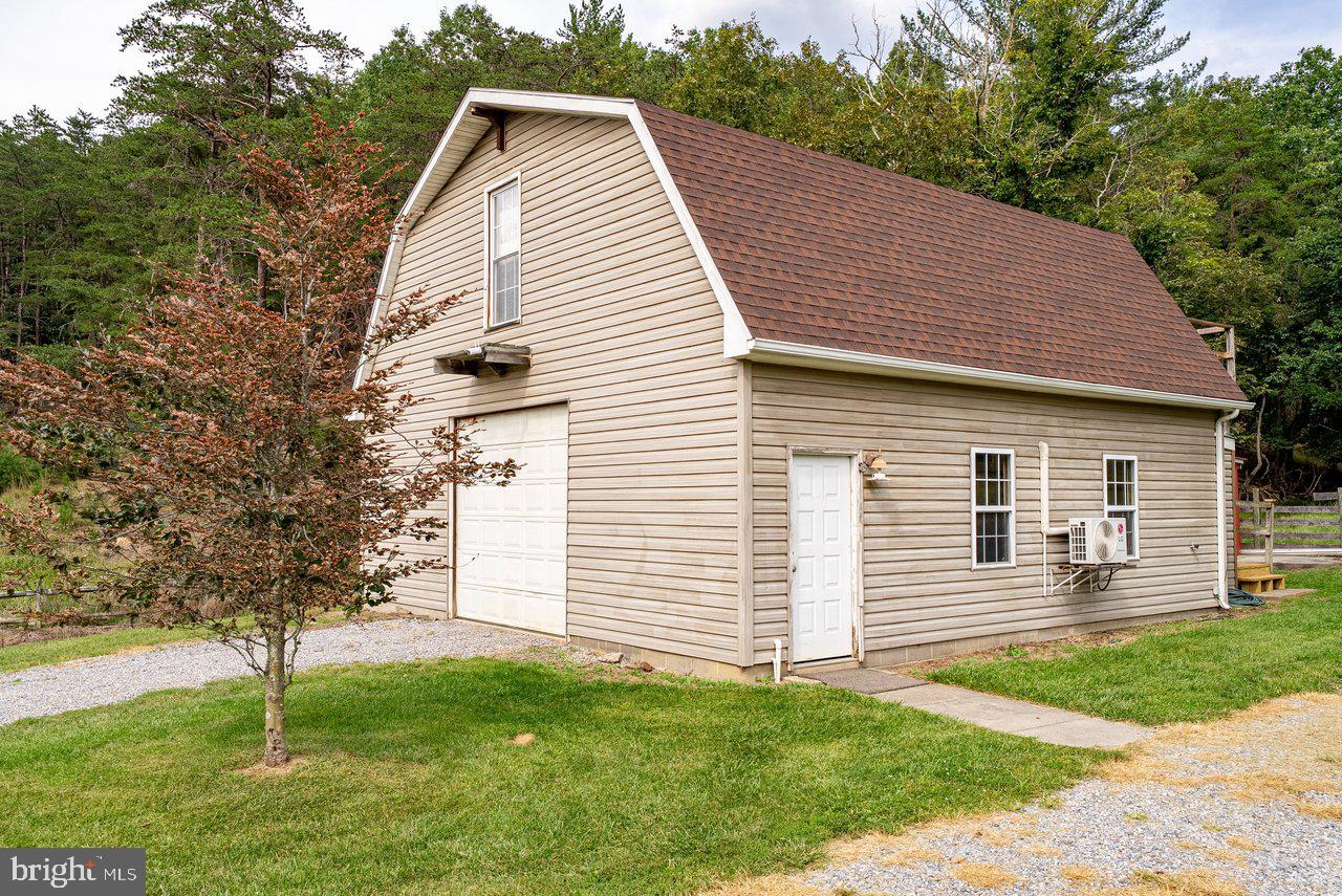 801 Moyers Ln Property Photo 80
