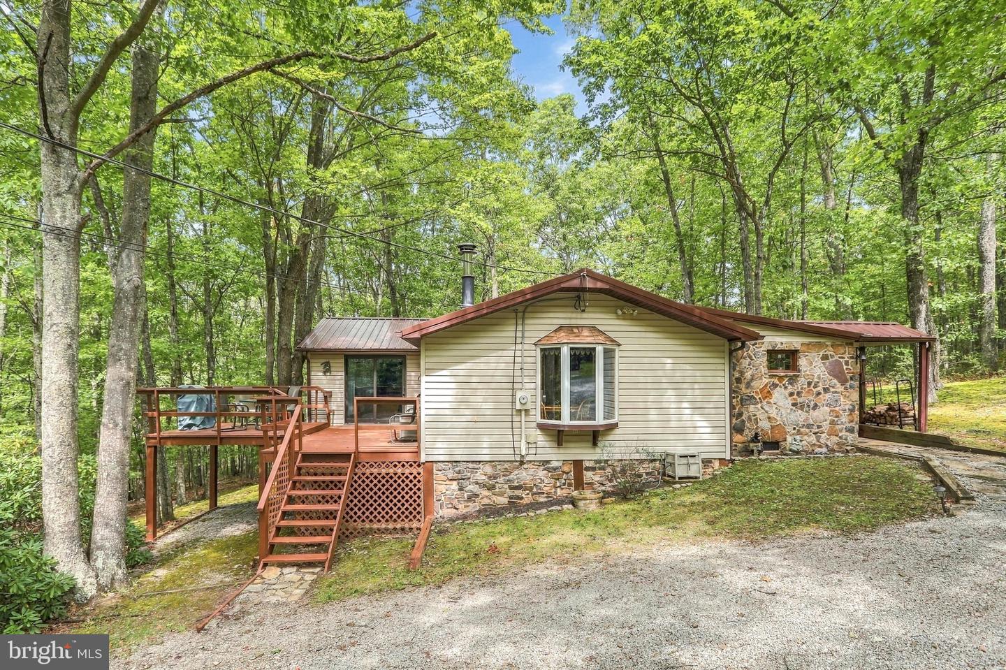 12 Little Ridge Cir Property Photo 1