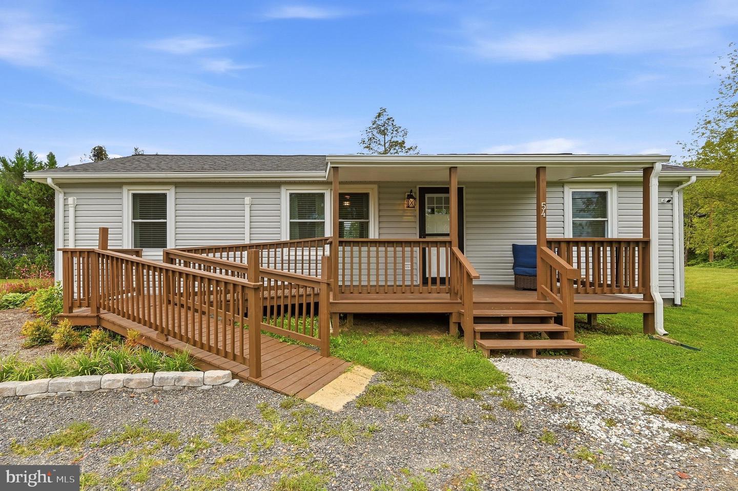 54 Sand Field Rd Property Photo 1