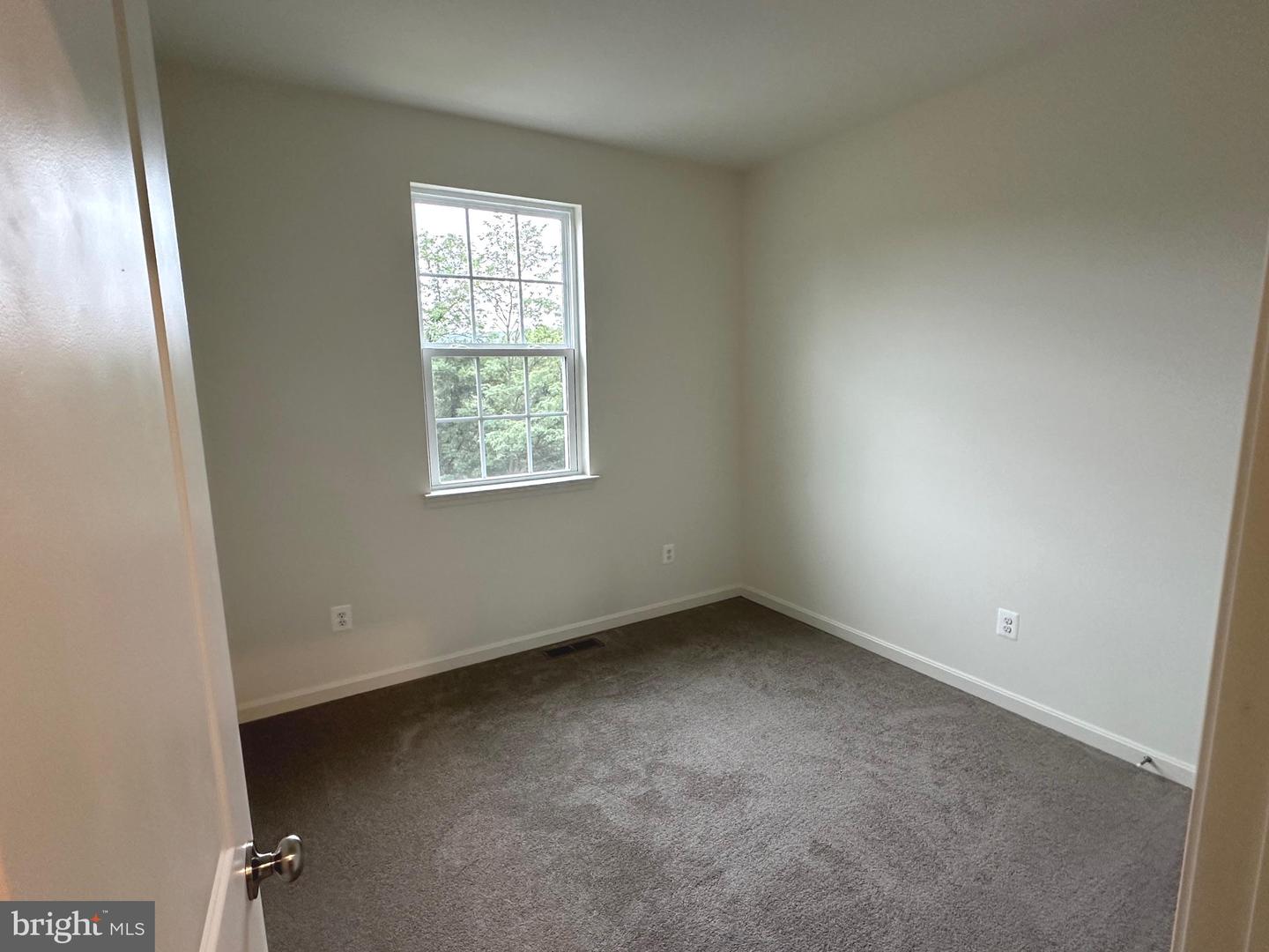 60 Cornwell Property Photo 17