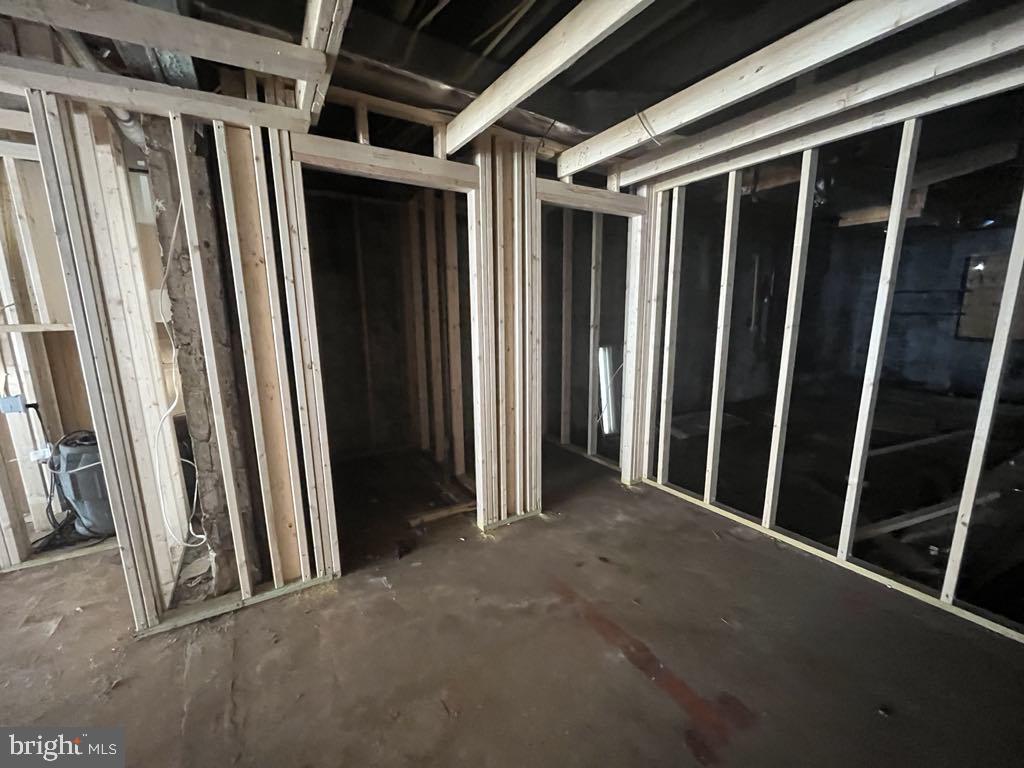 41 S Bolton St Property Photo 10
