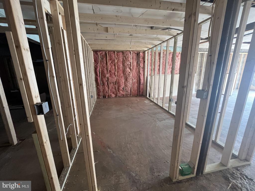 41 S Bolton St Property Photo 11