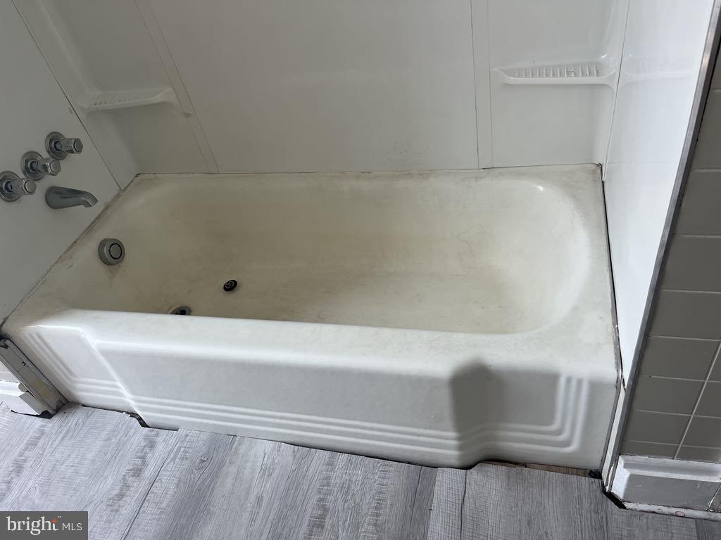 41 S Bolton St Property Photo 34