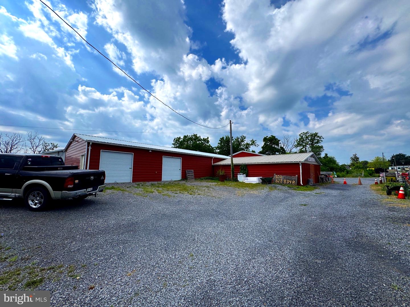 8244 Cumberland Road Property Photo 10