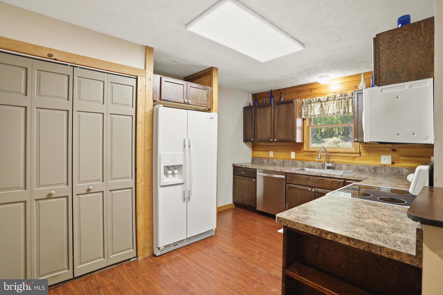 1400 Core Rd Property Photo 43